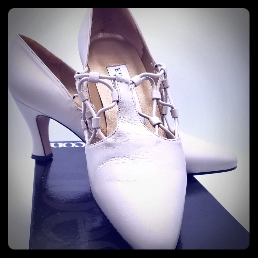 Evan Picone Vintage Ivory French Heel Pumps 8M